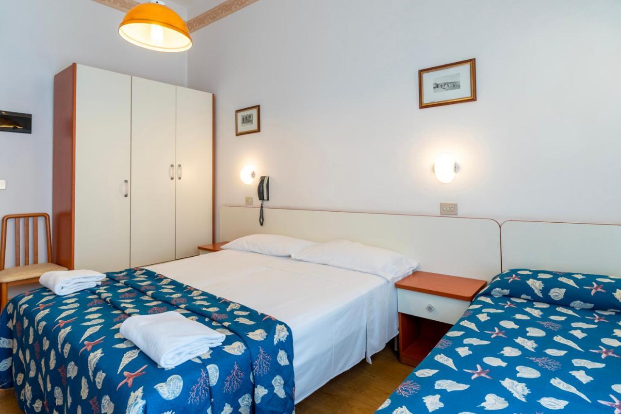 Hotel Milanese Rimini Extérieur photo