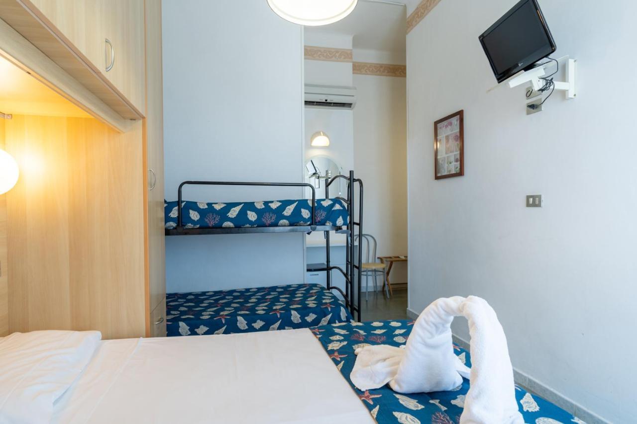 Hotel Milanese Rimini Extérieur photo