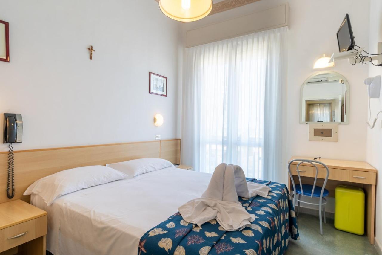 Hotel Milanese Rimini Extérieur photo