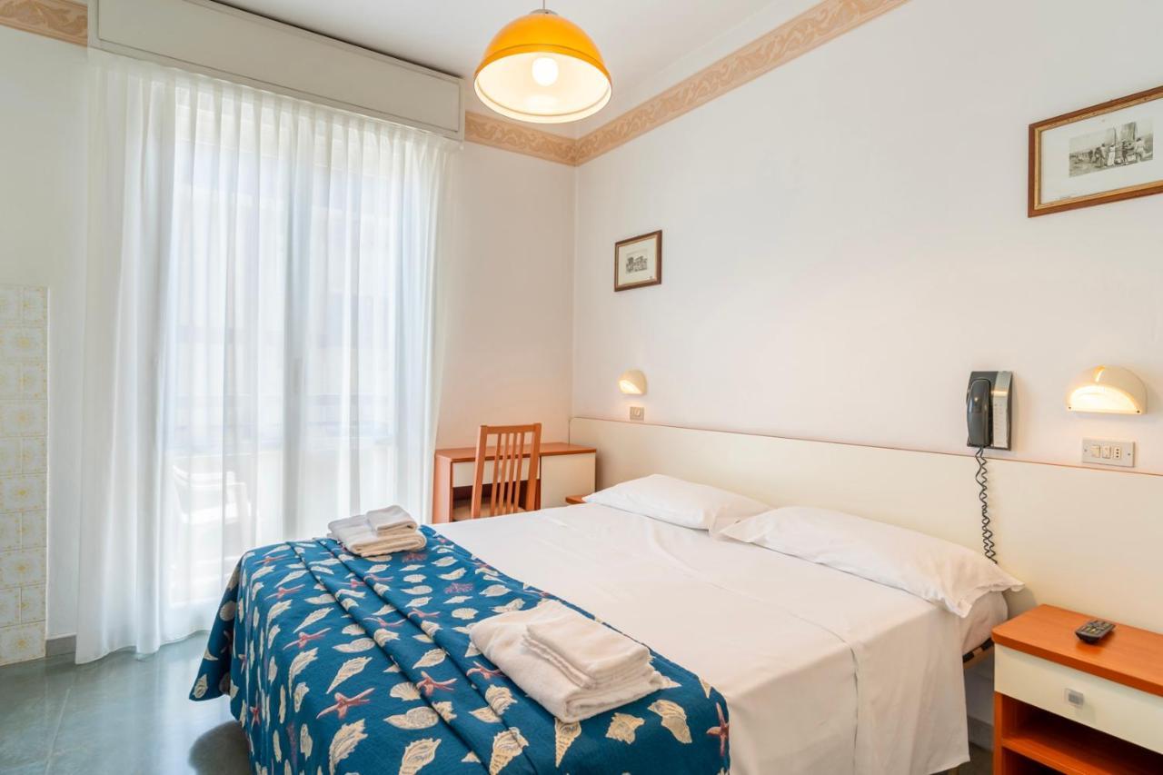 Hotel Milanese Rimini Extérieur photo